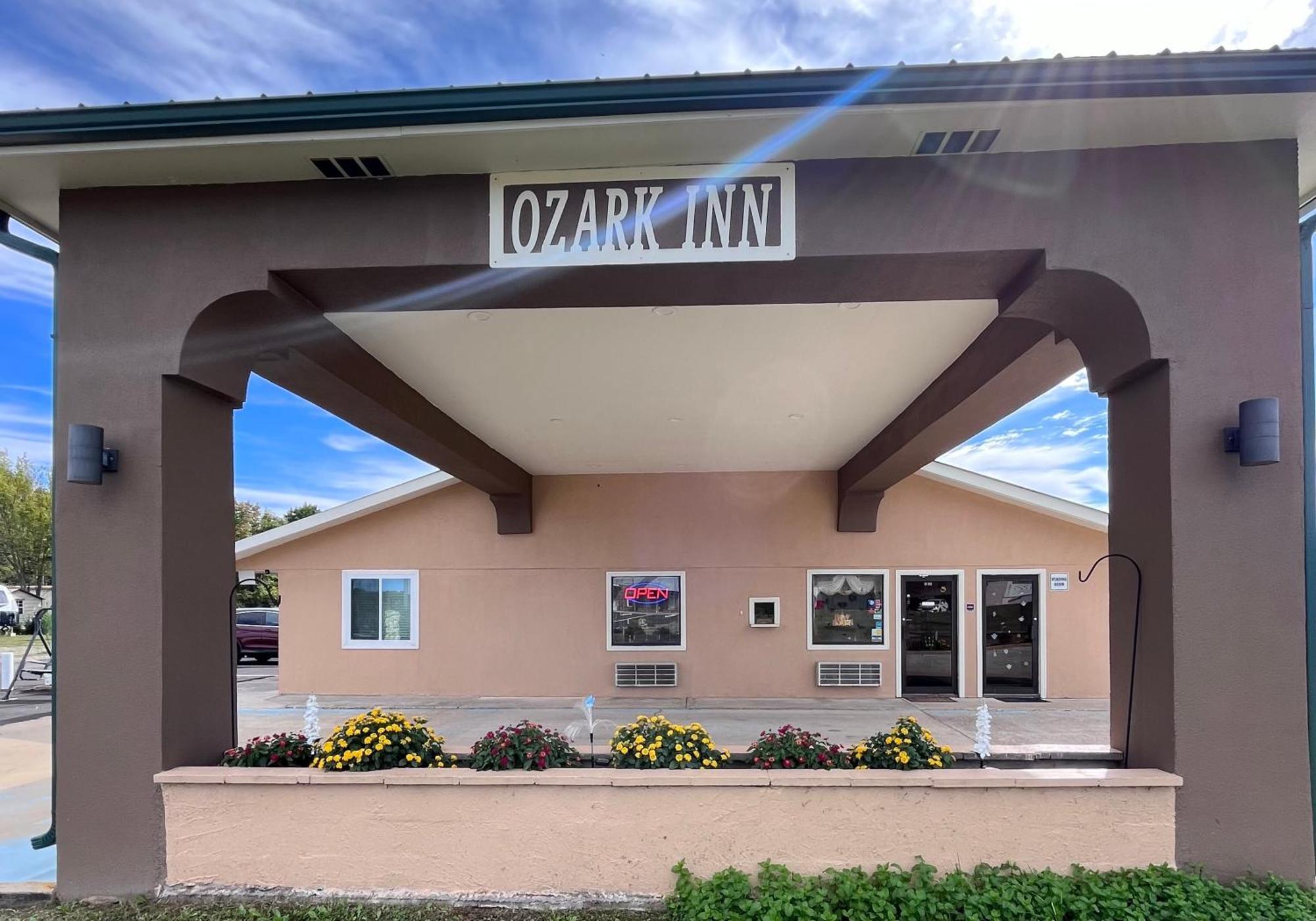 Ozark Inn Mena Kültér fotó